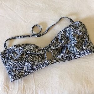 DONATED 🚫NEW WITH TAGS xhilaration bikini bathing suit top